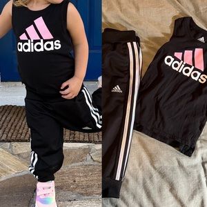 WORN once Adidas Tracksuit Girls 3T